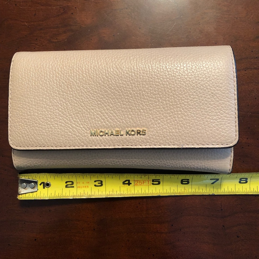 MK Wallet - Picture 3 of 4